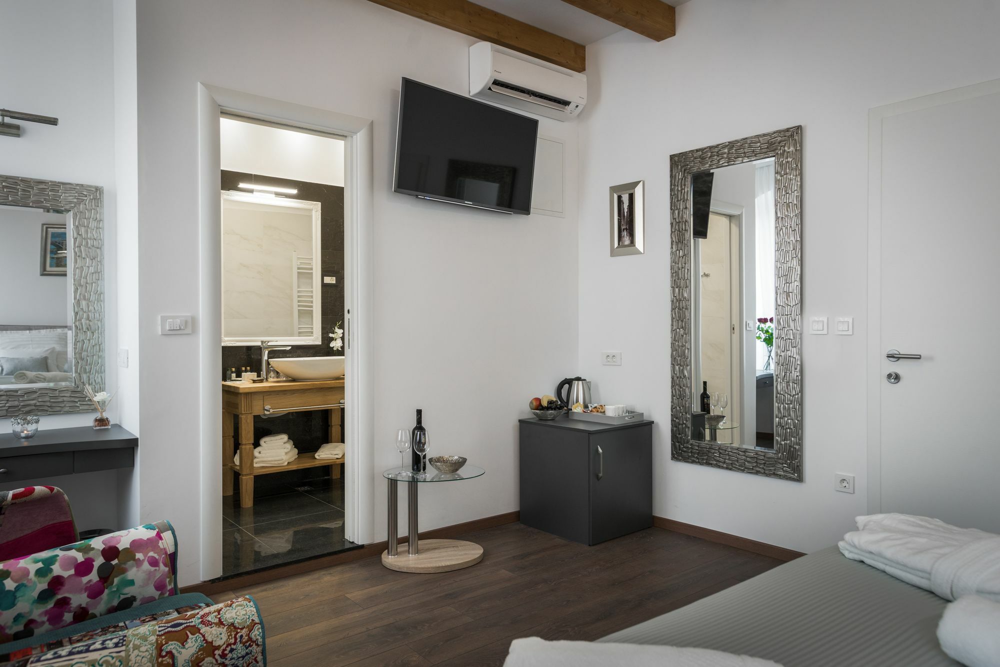 Id Regal Residence Split Exterior foto